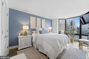 2020 Walnut St, Philadelphia, PA 19103 - Photo 17