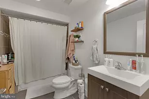 1228 N 25th St, Philadelphia, PA 19121 - Photo 9