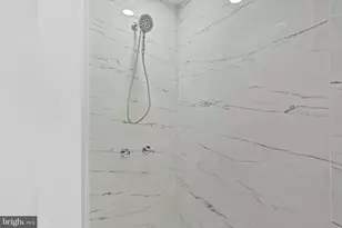 2040 Frankford Ave, Philadelphia, PA 19125 - Photo 11