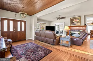 1901 Murray St, Philadelphia, PA 19115 - Photo 3