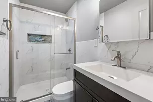 418 S 15th St, Philadelphia, PA 19146 - Photo 7