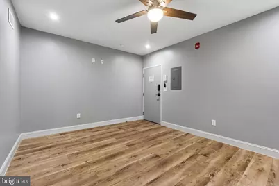 418 S 15th Street #2F, Philadelphia, PA 19146 - Photo 5