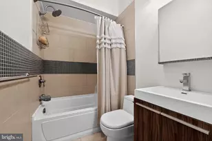 1114 Bainbridge St, Philadelphia, PA 19147 - Photo 23