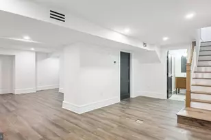 615 E Mt Pleasant Ave, Philadelphia, PA 19119 - Photo 91