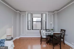 2031 Locust St, Philadelphia, PA 19103 - Photo 3