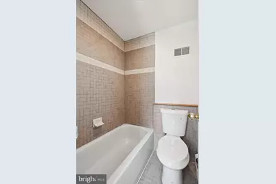 930 Locust Street, Philadelphia, PA 19107 - Photo 15