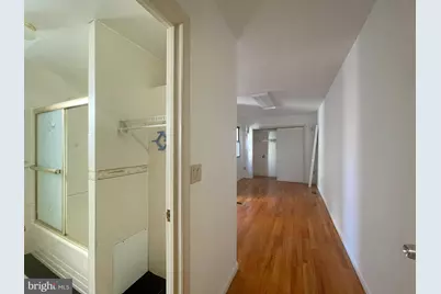 1005 S 10th Street, Philadelphia, PA 19147 - Photo 19