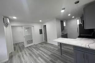 735 S 9th St, Philadelphia, PA 19147 - Photo 1