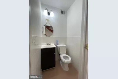 2203 S 5th Street, Philadelphia, PA 19148 - Photo 5