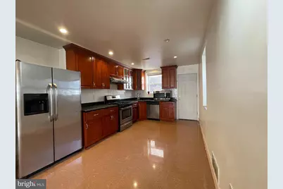 2203 S 5th Street, Philadelphia, PA 19148 - Photo 5