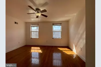 2203 S 5th Street, Philadelphia, PA 19148 - Photo 11