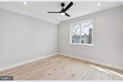 1518 S Bambrey Street, Philadelphia, PA 19146 - Photo 17