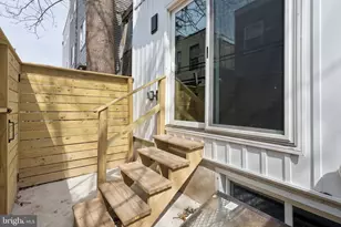 1518 S Bambrey St, Philadelphia, PA 19146 - Photo 35