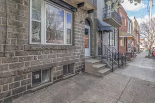 820 Tasker St, Philadelphia, PA 19148 - Photo 3