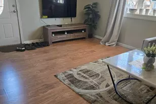 8008 Crispin St, Philadelphia, PA 19136 - Photo 7