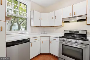 923 Herbert St, Philadelphia, PA 19124 - Photo 13