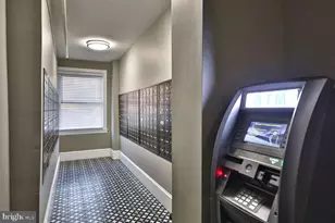 4247 Locust St, Philadelphia, PA 19104 - Photo 35