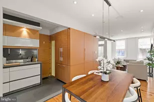 2123 Cypress St, Philadelphia, PA 19103 - Photo 11