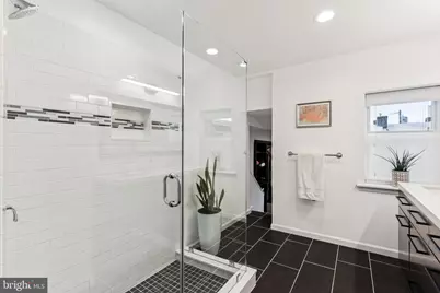 412 Dickinson Street, Philadelphia, PA 19147 - Photo 17