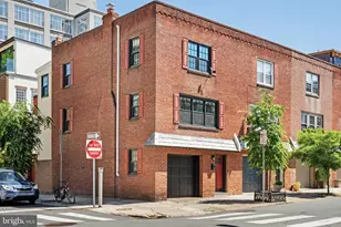 2329 Locust St, Philadelphia, PA 19103 - Photo 31