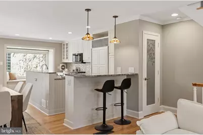 2329 Locust Street, Philadelphia, PA 19103 - Photo 15