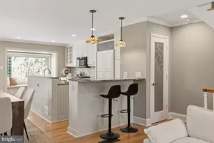 2329 Locust St, Philadelphia, PA 19103 - Photo 15