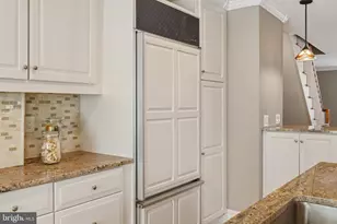 2329 Locust St, Philadelphia, PA 19103 - Photo 19
