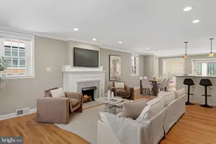 2329 Locust St, Philadelphia, PA 19103 - Photo 11
