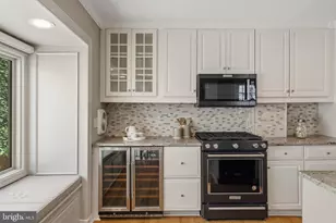 2329 Locust St, Philadelphia, PA 19103 - Photo 17