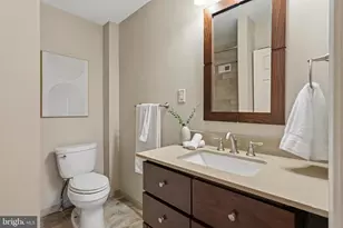 2329 Locust St, Philadelphia, PA 19103 - Photo 29