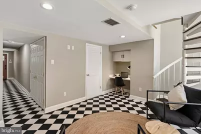 2329 Locust Street, Philadelphia, PA 19103 - Photo 5