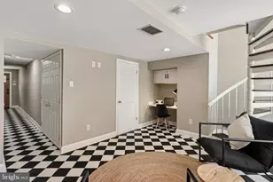 2329 Locust St, Philadelphia, PA 19103 - Photo 5