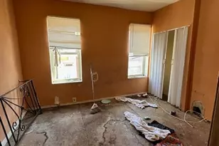 1530 S LeCount St, Philadelphia, PA 19146 - Photo 5