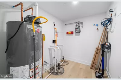 2340 Alter Street, Philadelphia, PA 19146 - Photo 39