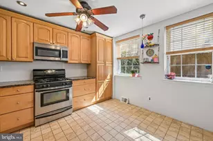 335-337R Poplar St, Philadelphia, PA 19123 - Photo 11