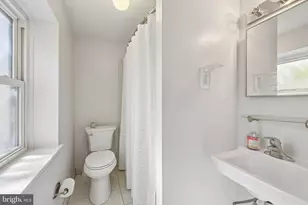 335-337R Poplar St, Philadelphia, PA 19123 - Photo 23