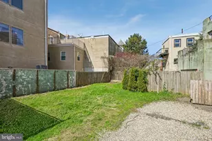 335-337R Poplar St, Philadelphia, PA 19123 - Photo 23