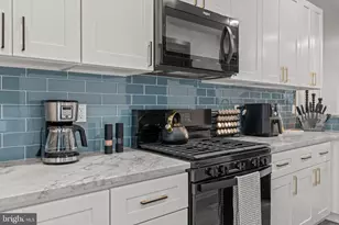 2232 S 17th St, Philadelphia, PA 19145 - Photo 9