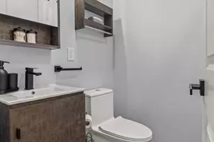 2232 S 17th St, Philadelphia, PA 19145 - Photo 23