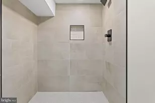 1443 N Edgewood St, Philadelphia, PA 19151 - Photo 23