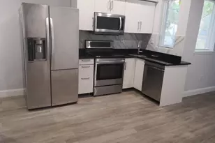 1008 Green St, Philadelphia, PA 19123 - Photo 9