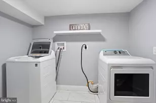 2228 W Ontario St, Philadelphia, PA 19140 - Photo 21