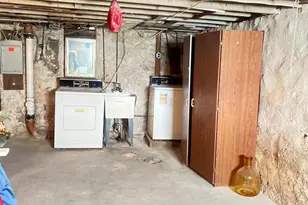 1061 Edgemore Rd, Philadelphia, PA 19151 - Photo 23