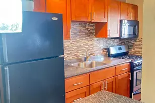 1061 Edgemore Rd, Philadelphia, PA 19151 - Photo 11