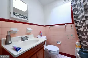 7523 Brous Ave, Philadelphia, PA 19152 - Photo 17