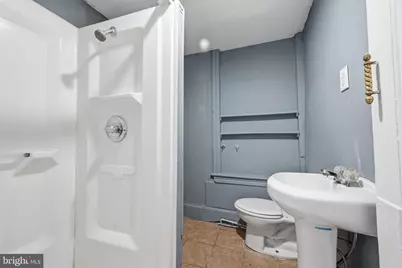 422 E Allegheny Avenue, Philadelphia, PA 19134 - Photo 15