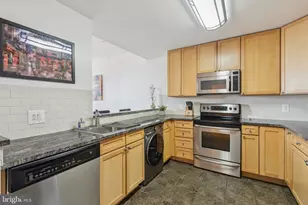 111 S 15th St, Philadelphia, PA 19102 - Photo 13