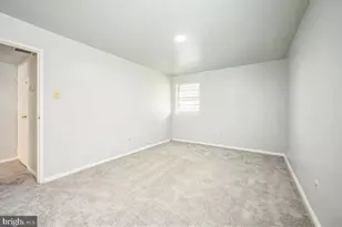 2619 Tremont St, Philadelphia, PA 19152 - Photo 11