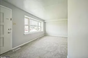 2619 Tremont St, Philadelphia, PA 19152 - Photo 17