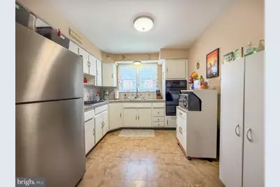 8585 Benton Avenue, Philadelphia, PA 19152 - Photo 13